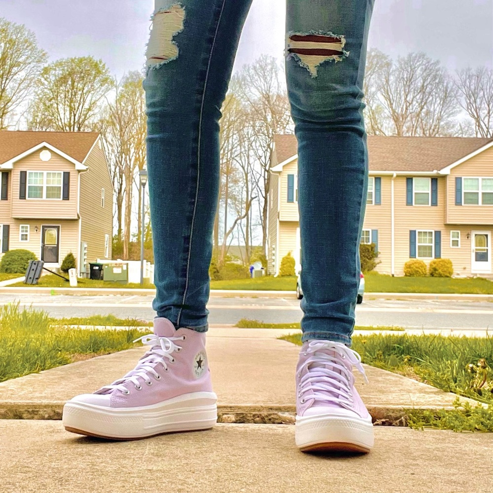 Converse Women's Chuck Taylor All Star Lift Sneakers